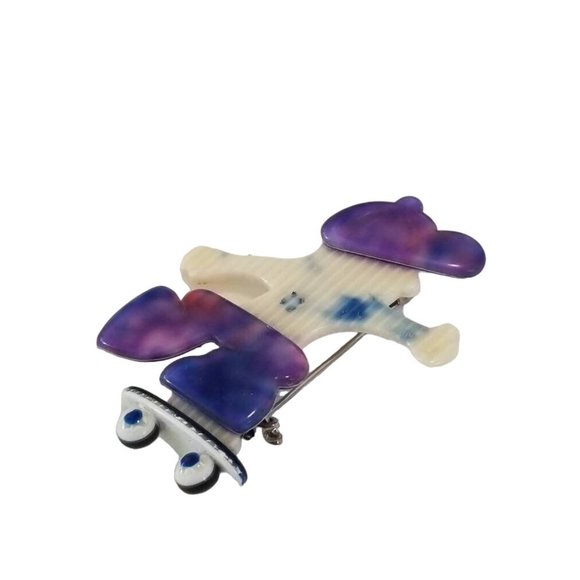 Vintage Lea Stein Paris Cellulose Acetate Skateboarder Pin (A2973) - Picture 2 of 3